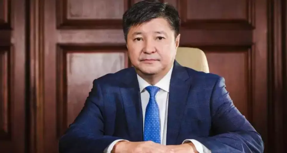 Жакип Асанов: Конституция с первой страницы должна отражать направления, позиции и основы нашей государственности