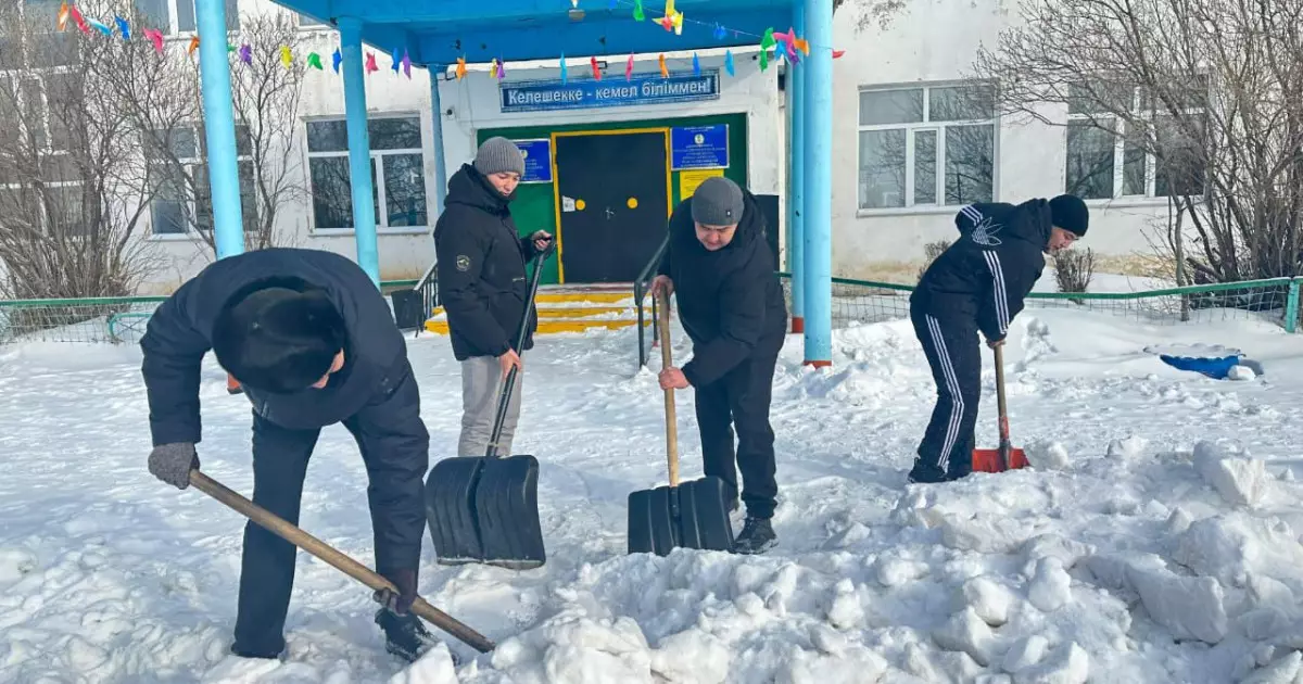   «Таза бейсенбі»: Тұрғындар арасында қоршаған ортаға жауапкершілікпен қарау мәдениетін қалыптастырады   