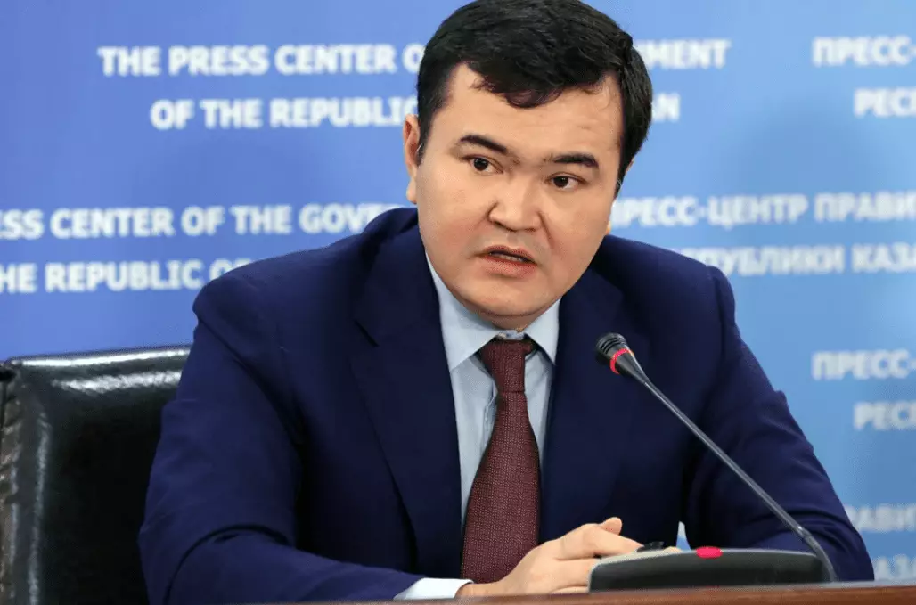 Касымбек сообщил о закреплении в Конституции принципов «Закон и порядок» и «Таза Қазақстан»