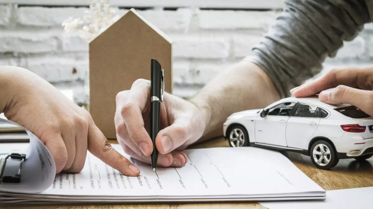 Сұр импорттағы көліктер: Автосарапшы арзан бағаның артындағы қауіпті айтты