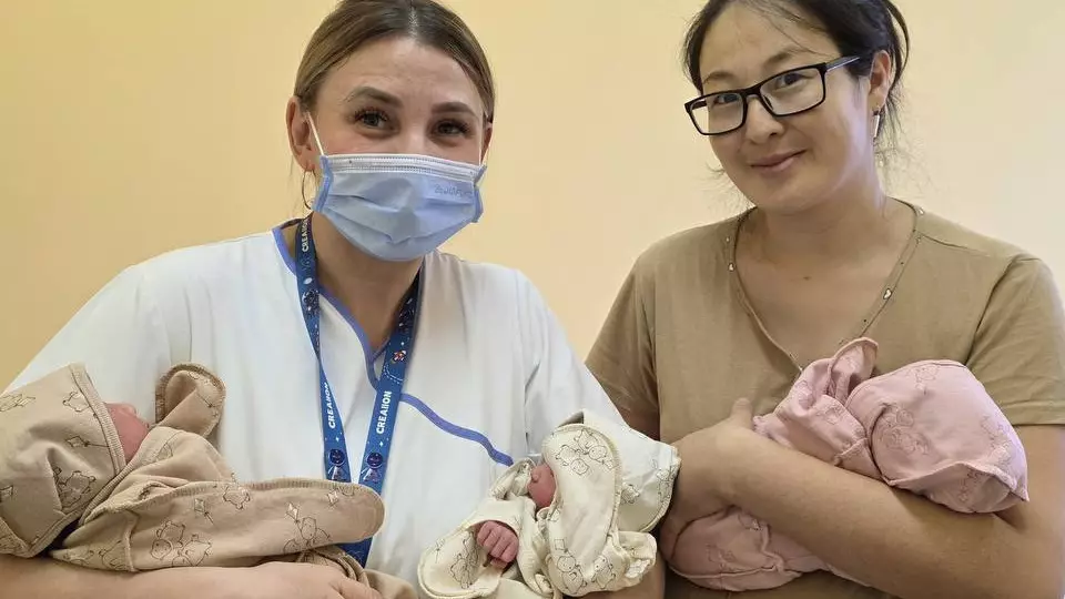 "Үш өреннен кейін, үш қызғалдақ": Қостанай облысында үшем дүниеге келді