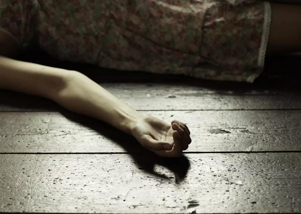 "Ортақ 7 баласы бар": Маңғыстау облысында ер адам әйелін пышақтап өлтірді деген күдікке ілінді