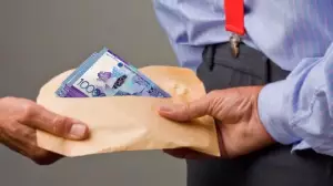 134 млн теңге пара: ШҚО шенеуніктеріне қатысты іс қозғалды