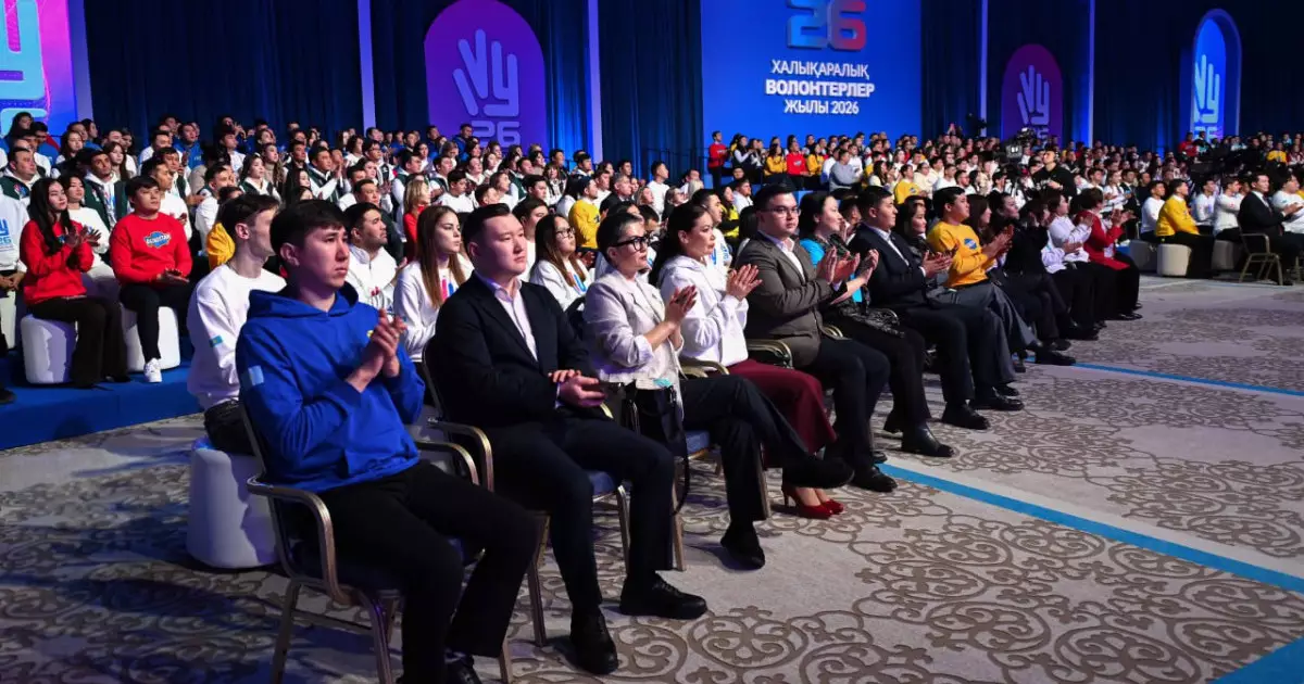  «Сіздер «Адал азамат» деген атқа лайықты істерді атқарып жүрсіздер»: Қасым-Жомарт Тоқаев волонтерлер туралы 