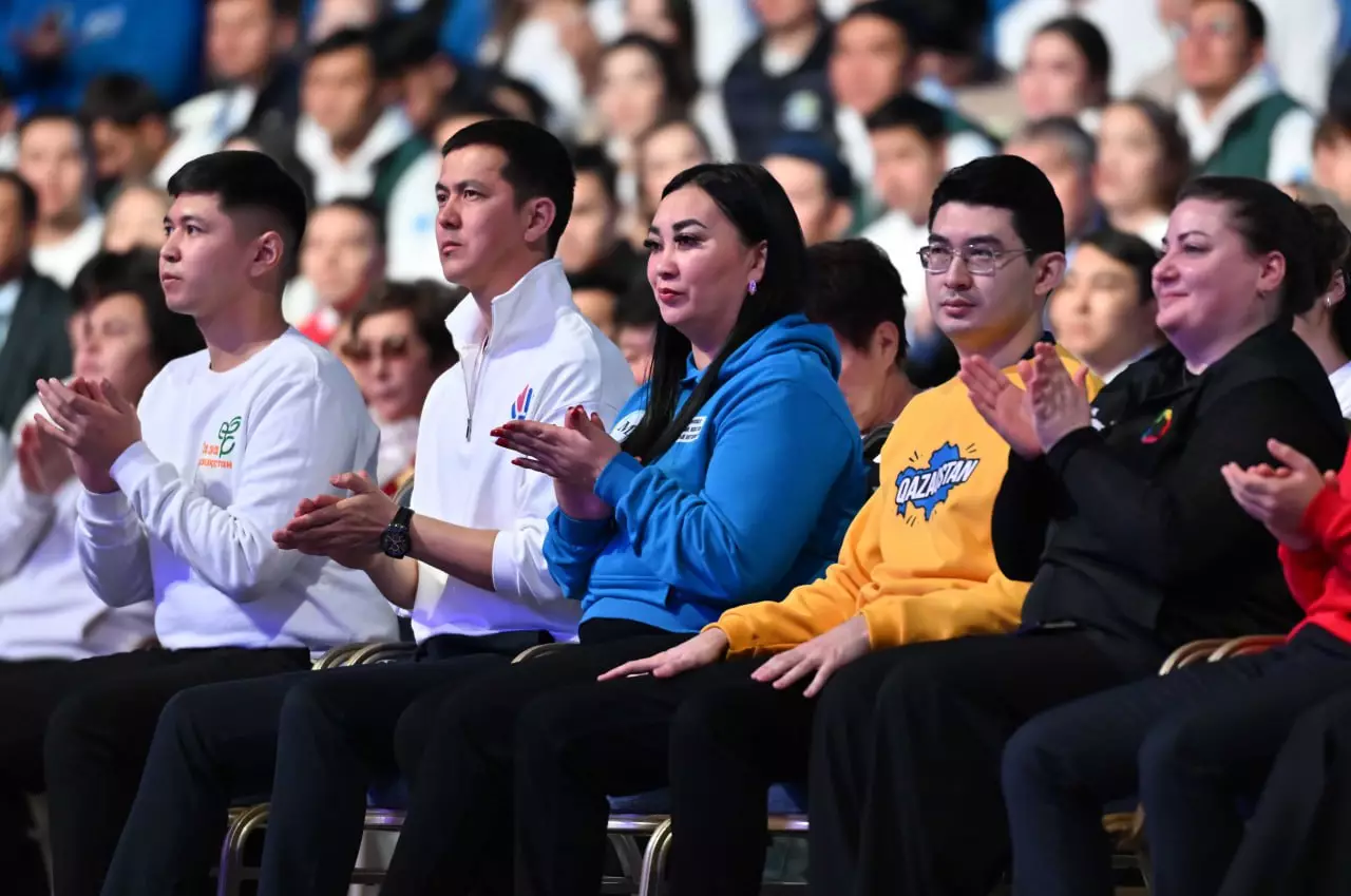 Тоқаев: Комиссия байлам жасады – елге жаңа Конституция қабылдау керек