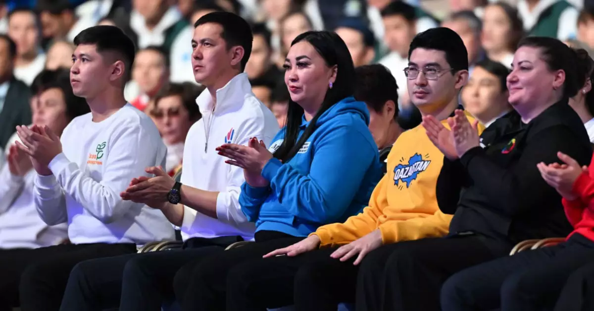   Мемлекет басшысы: Комиссия мүшелері конституциялық реформаға қатысты әр мәселені егжей-тегжейлі қарап, ауқымды жұмыс атқарып жатыр   