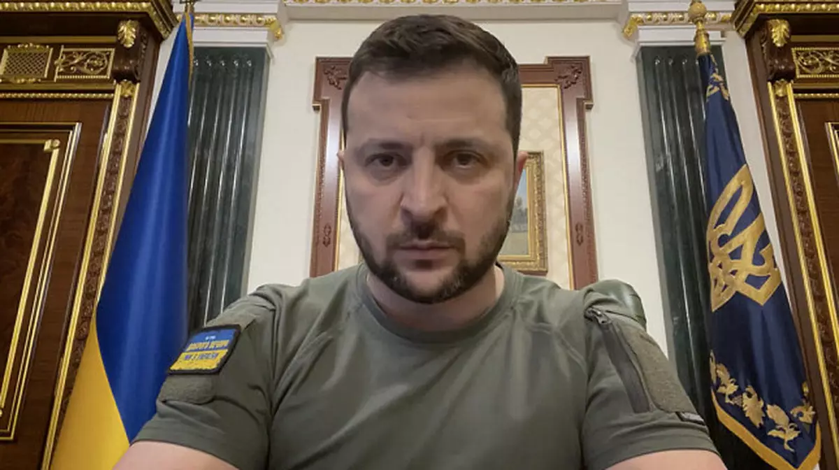 Зеленский отказался выводить войска из Донбасса и согласился на мир по линии фронта
