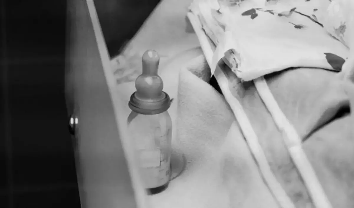 Уставшая от крика ребенка работница детсада залила ему в рот средство для прочистки труб - новости на Lada.kz 30.01.2026