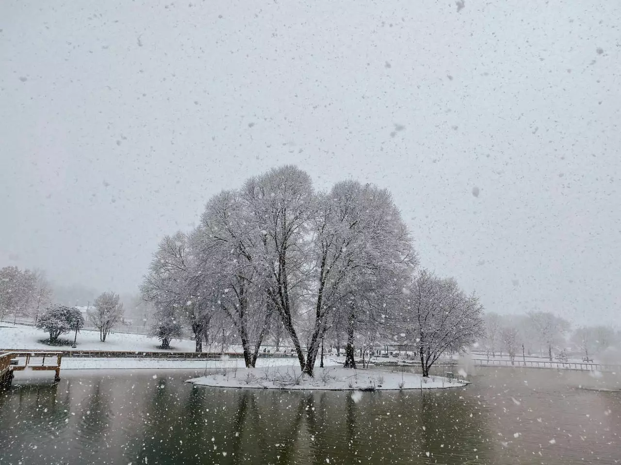 Қазгидромет ескерту жасады: Елімізде қар жауып, көктайғақ болады