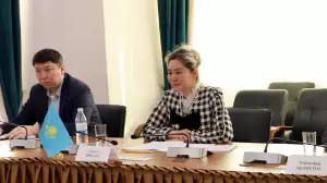 Еңбек және халықты әлеуметтік қорғау вице-министрі ХЕҰ өкілі М. Пушкинмен кездесті