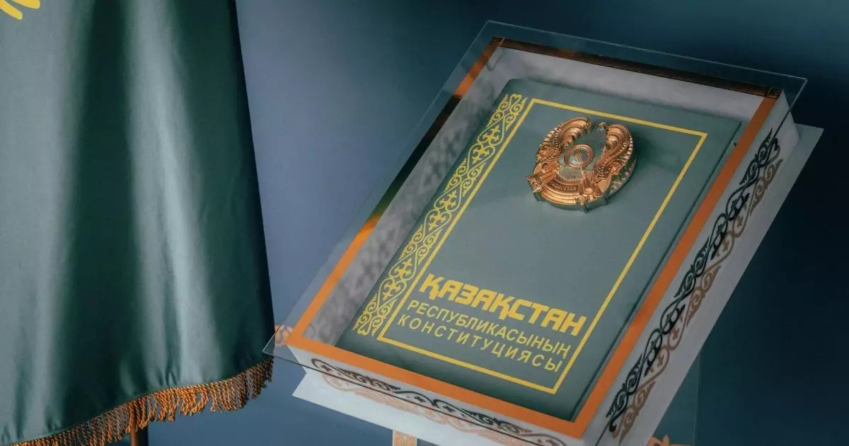  Конституциялық комиссияның алтыншы отырысы - Live-трансляция /видео/ 