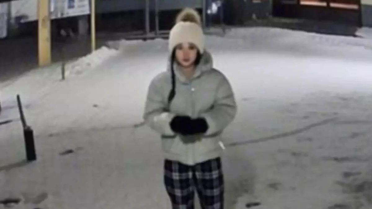 Семейдегі сталкинг: Жұртты шошытқан қыз психиатриялық ауруханаға жатқызылды