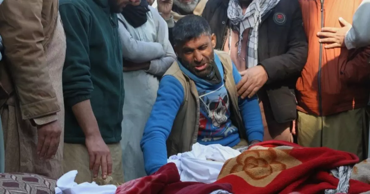  Толассыз нөсерден үй опырылып құлап, ауғанстандық анасы мен алты баласы мерт болды 