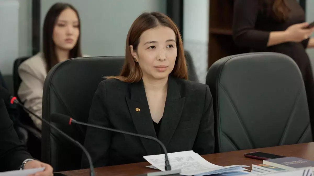 Жанар Санхаева: Халық кеңесінің саяси процеске ықпалы күштірек болады