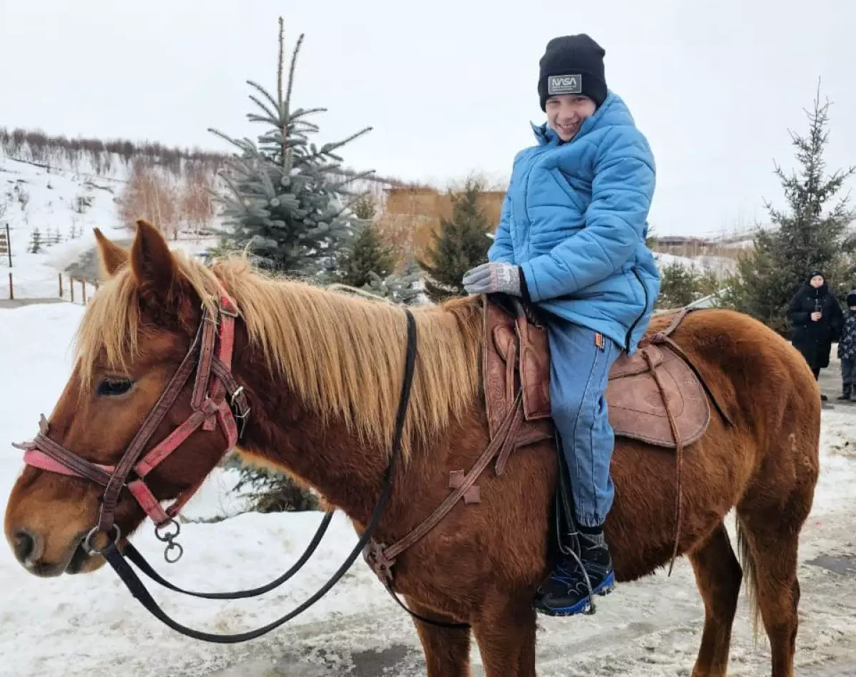 «Шапағат» орталығының қызмет алушылары «У Михалыча» демалыс орталығына барды