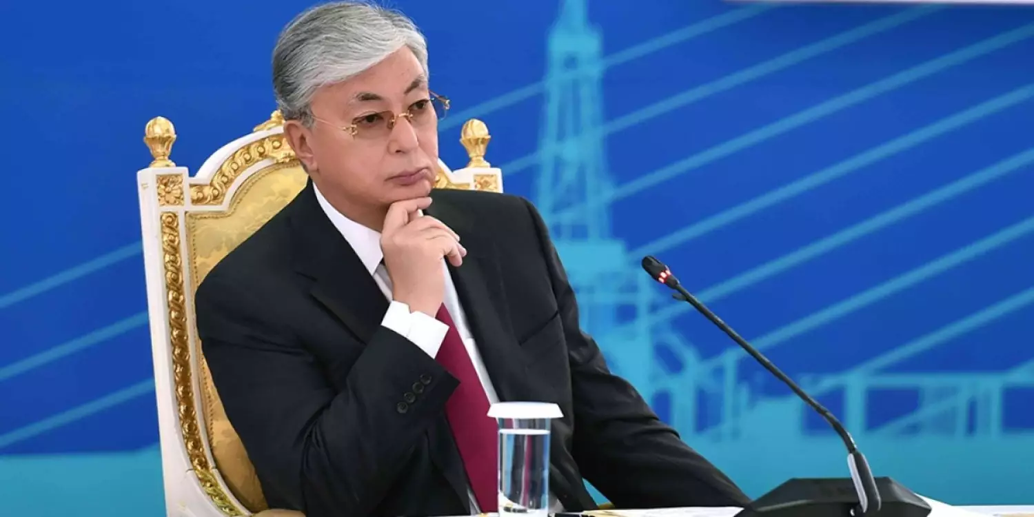 Енді Конституцияға өзгерістер Президенттің шешімімен және тек жалпыхалықтық референдум арқылы ғана енгізіледі