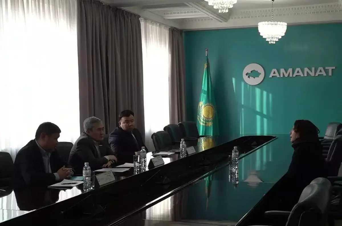 Какие вопросы обсуждали горожане на встрече с заместителем акима Алматы