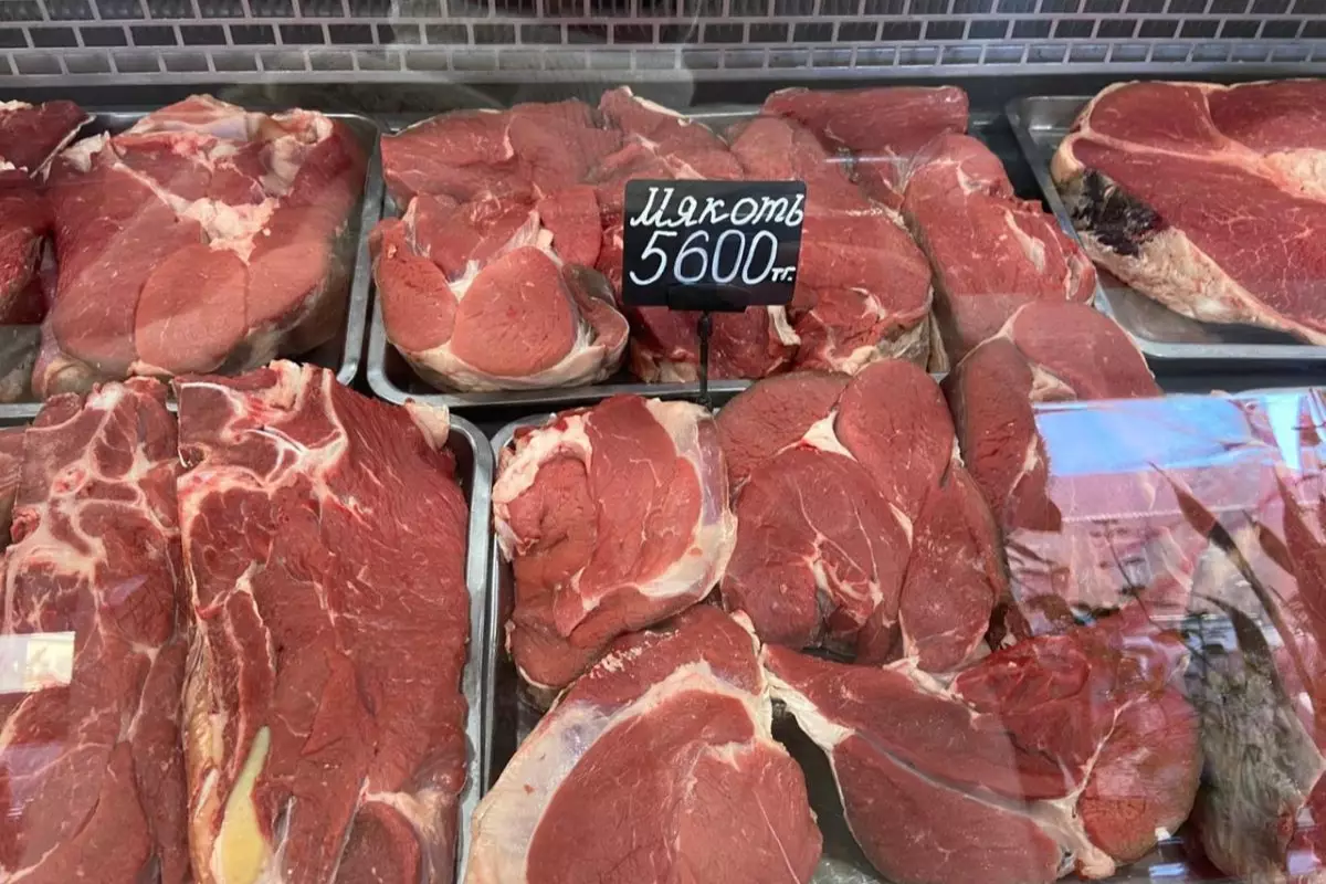 Социально значимые товары в Атырау: в список добавили мясо