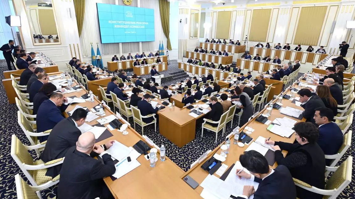 Жаңа Конституция жобасы бүкілхалықтық талқылауға шығады