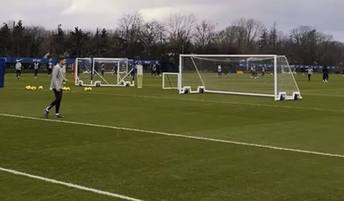 «Кайрат» посетил тренировочную базу «Челси» в Лондоне (ВИДЕО)