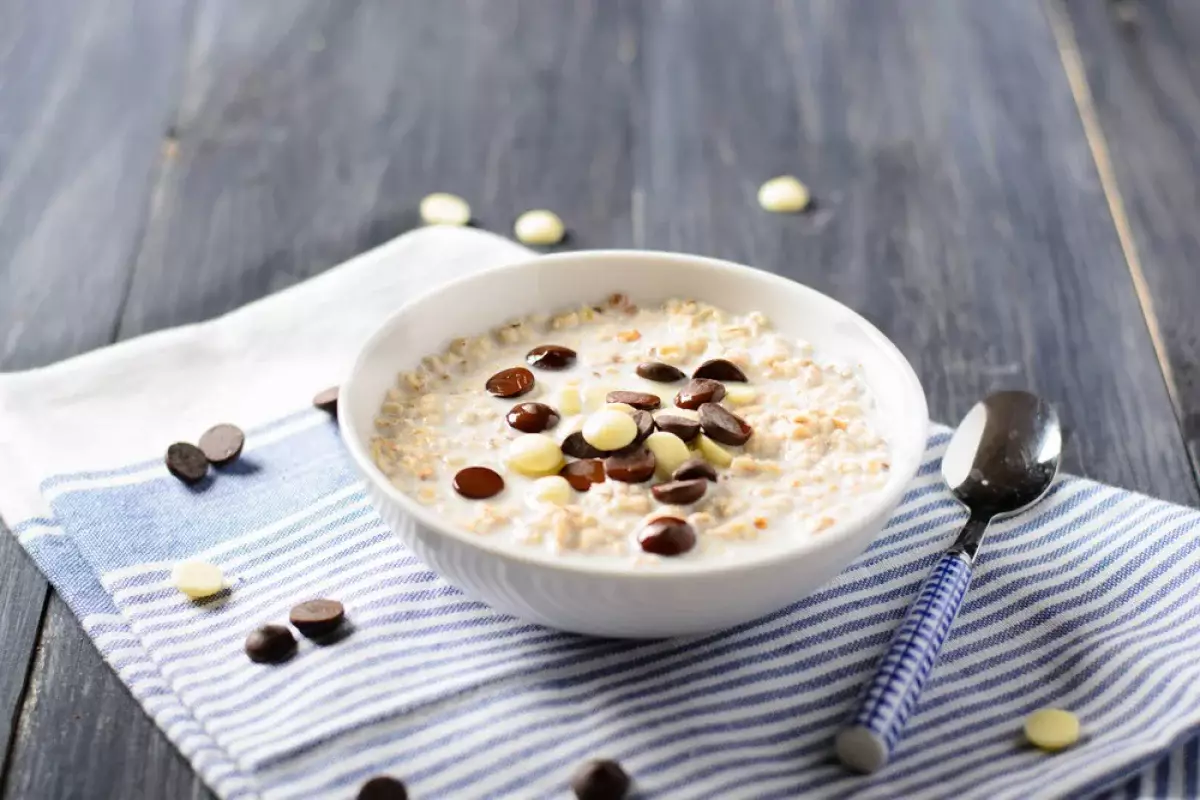 Можно ли есть овсянку на завтрак каждый день: диетологи предупреждают