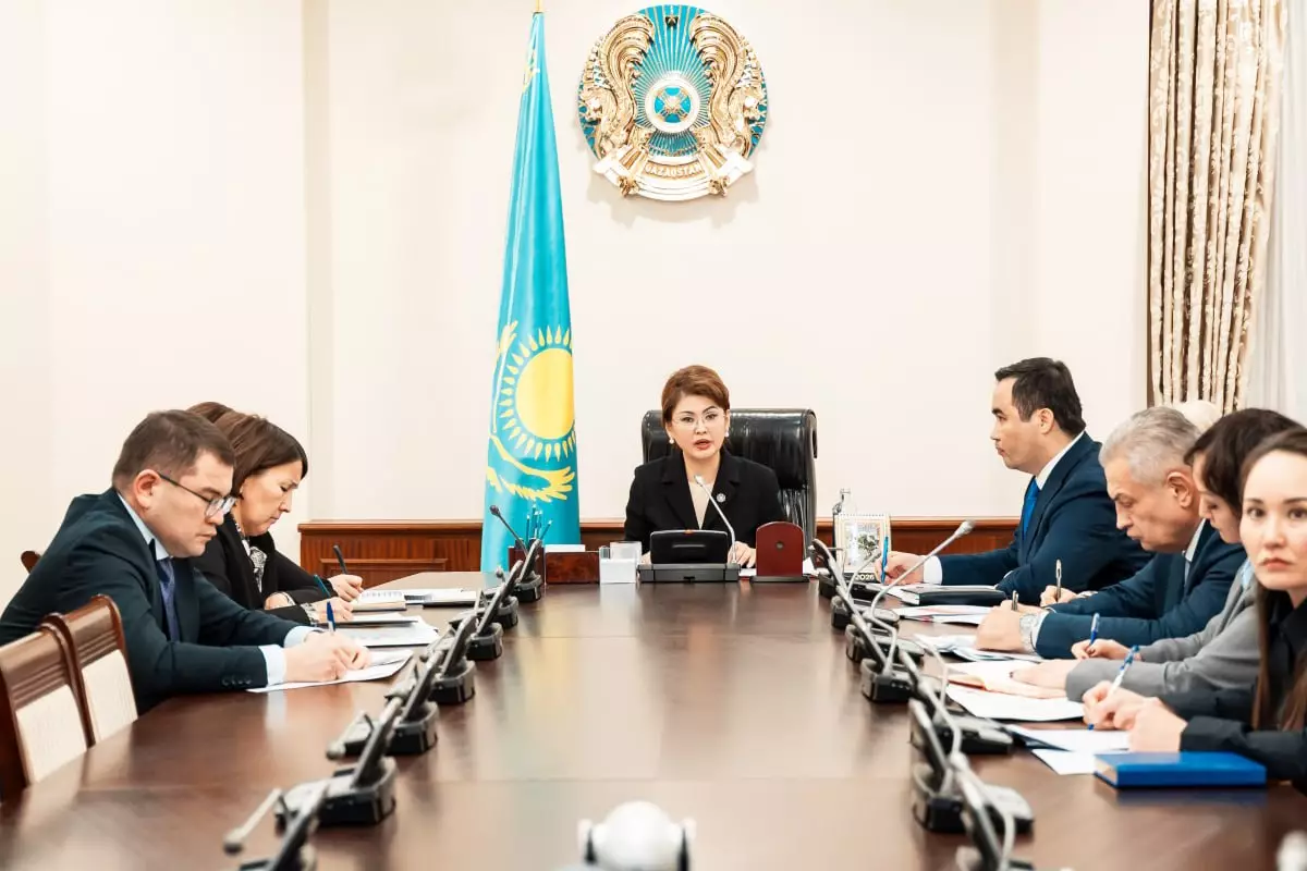 В Казахстане пересмотрят работу комиссий по защите прав несовершеннолетних