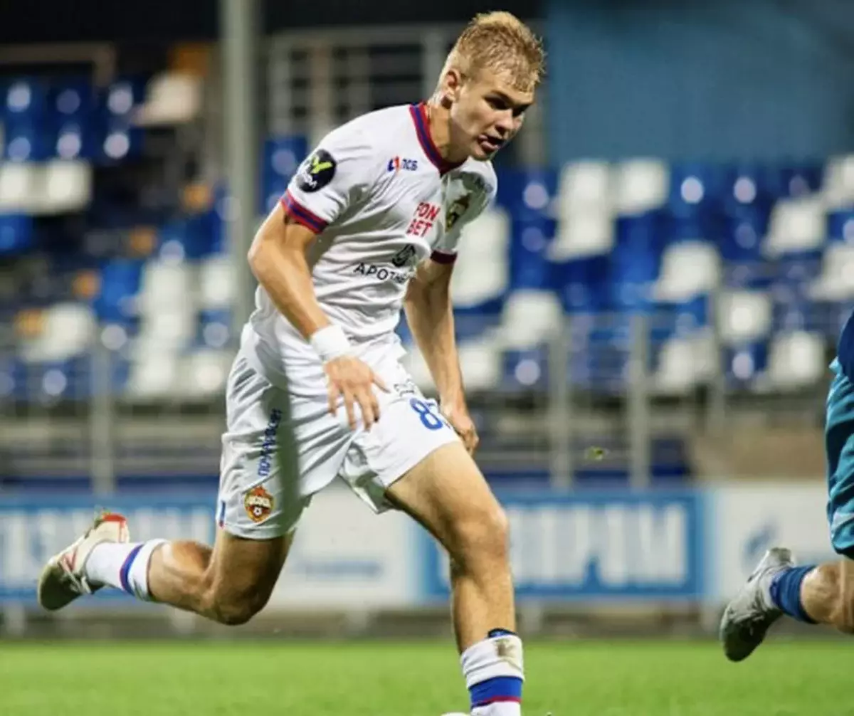 Қазақстанның қос командасында өнер көрсеткен ЦСКА түлегі Славия қаралымында жүр