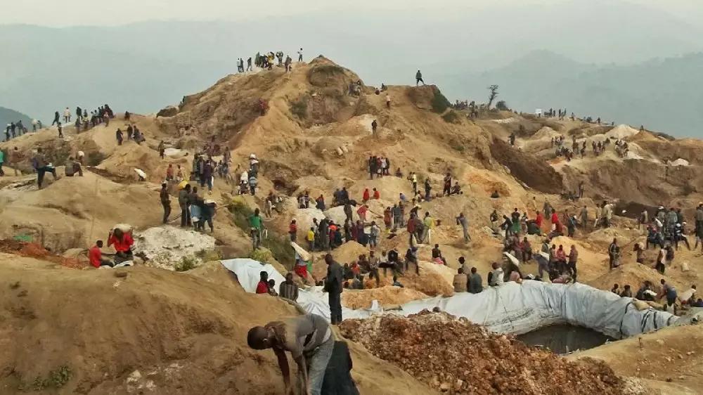 Более 200 человек погибли при обрушении карьера в Центральной Африке