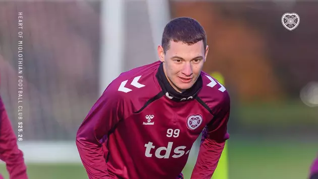 Чесноков дебютирует в чемпионате Шотландии? Прямая трансляция игры казахстанца за "Хартс"