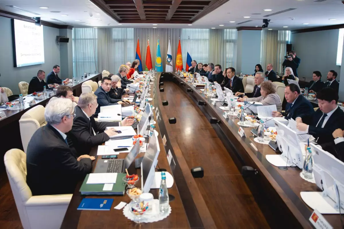 Қазақстан төрағалығы: ЕАЭО-дағы жаңа экономикалық басымдықтар қандай