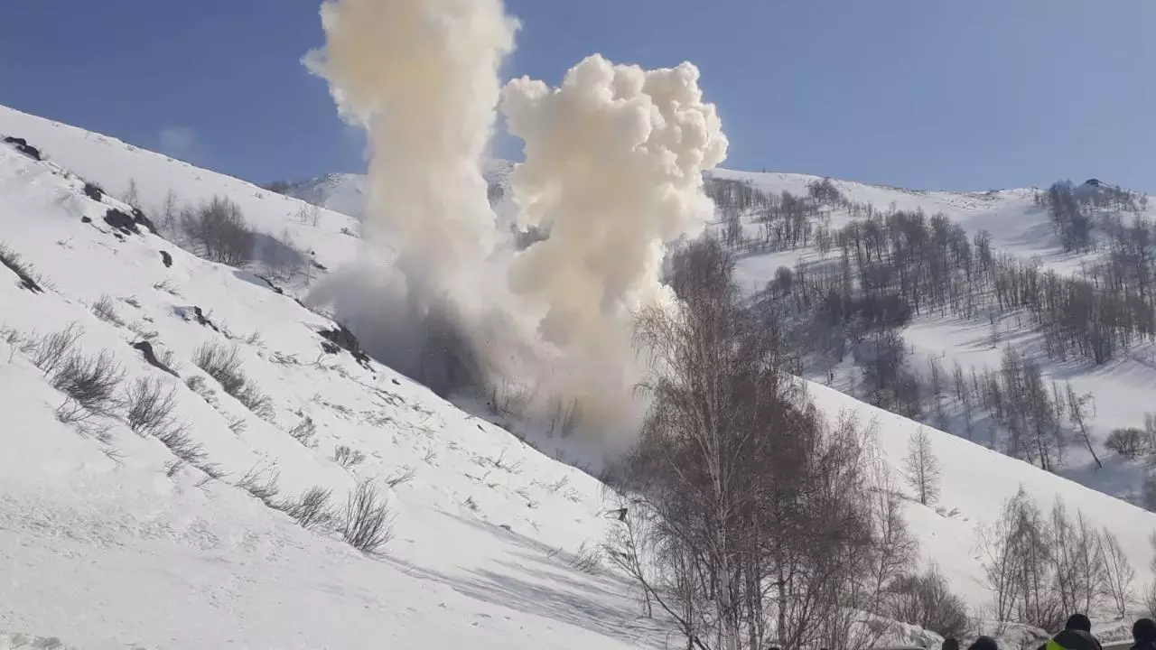 МЧС предупредило об лавиноопасности в горных районах Казахстана