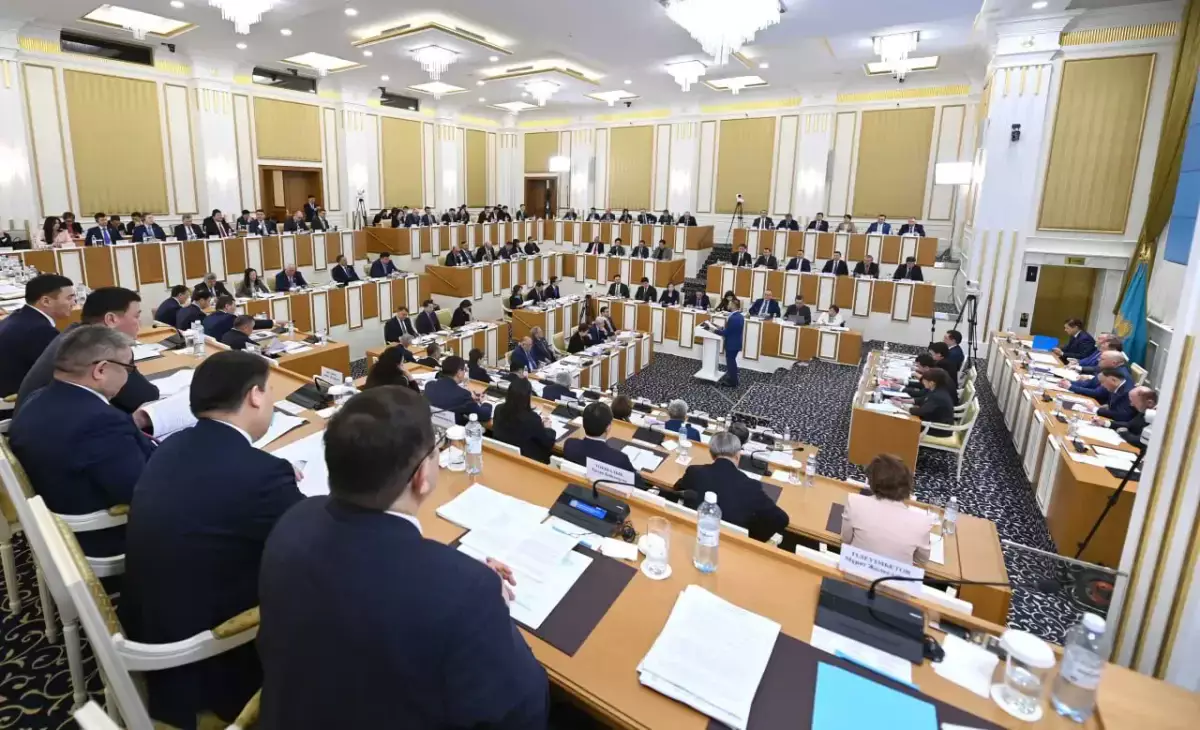 Курултай, Халық Кеңесі и «правило Миранды» – какие новеллы содержит проект новой Конституции Казахстана