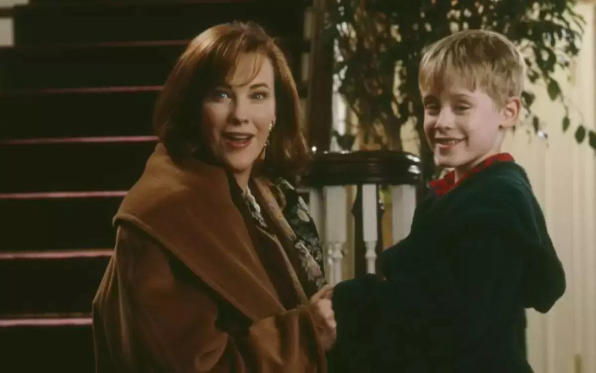 "Үйде жалғыз" фильмінің жұлдызы Кэтрин О’Хара 71 жаста өмірден озды