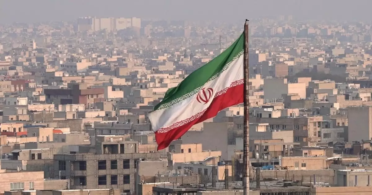  Ормуз бұғазында шиеленіс қаупі: Иран әскери жаттығу бастамақ 