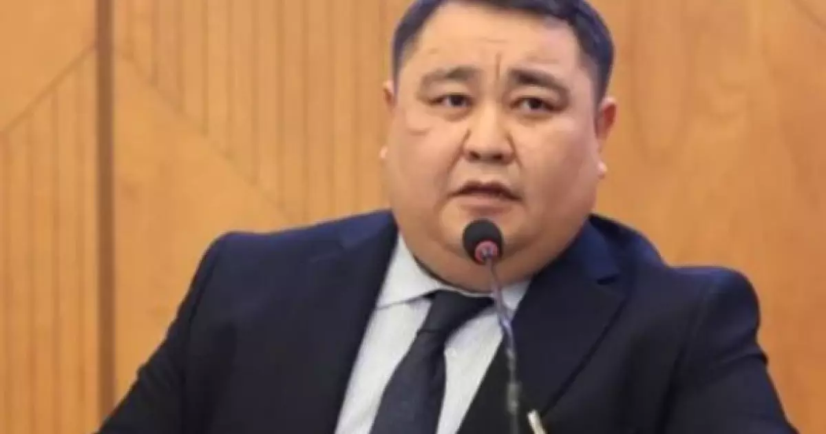  Мақсат Елікбай: Конституциялық реформалардың өзегі – адам құқықтарын қорғау 