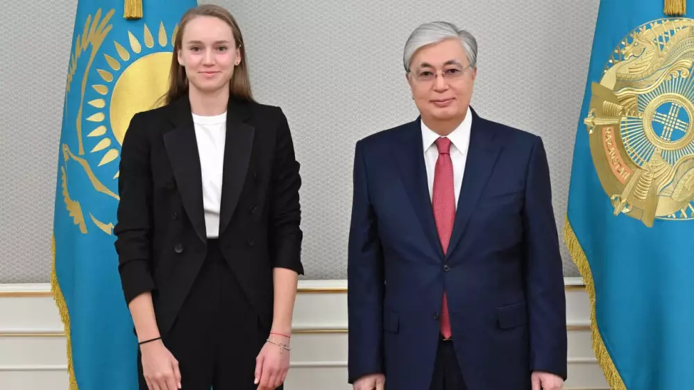 Президент Токаев поздравил Елену Рыбакину с победой на Australian Open