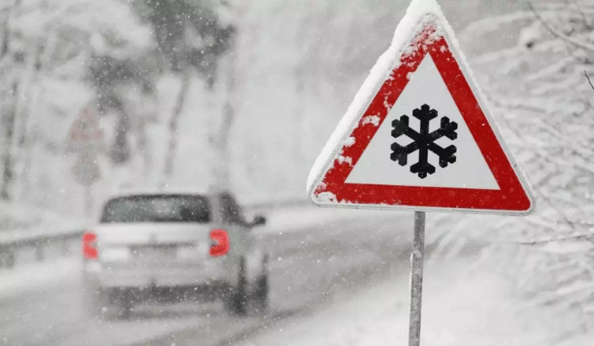 1 февраля Казахстан накроют метель, туман и гололед