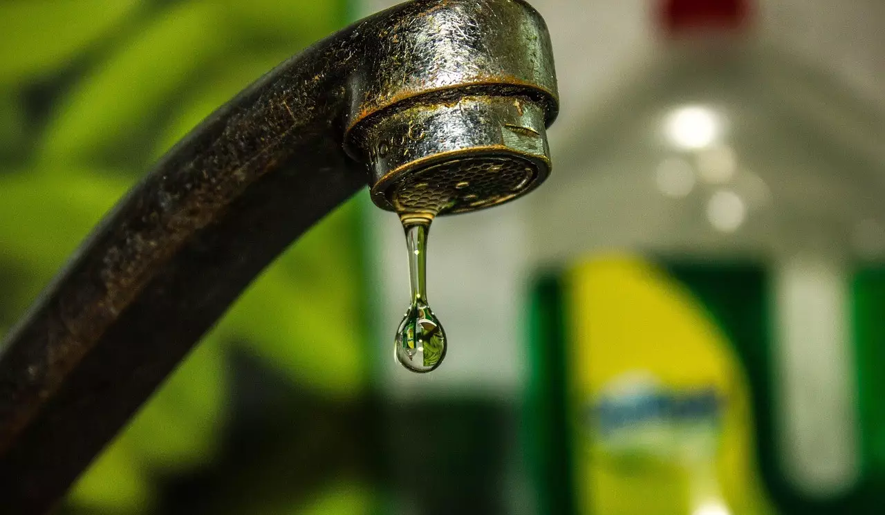 80 домов и пять многоэтажек остались без воды из-за аварии в Акмолинской области