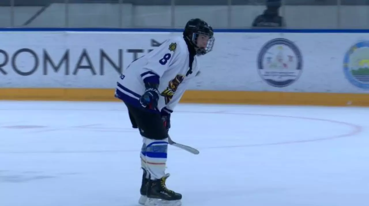 Молодёжный турнир по хоккею с шайбой прошёл в Усть-Каменогорске