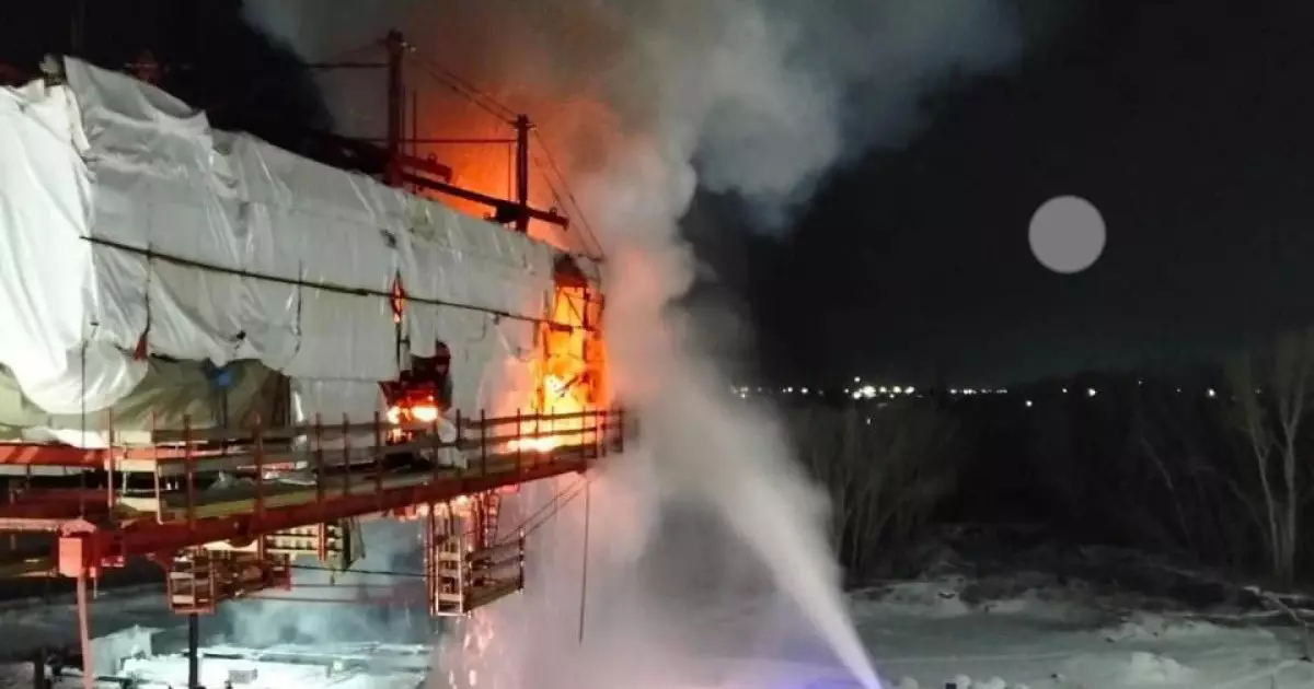  Павлодарда салынып жатқан көпір аумағынан өрт шықты 