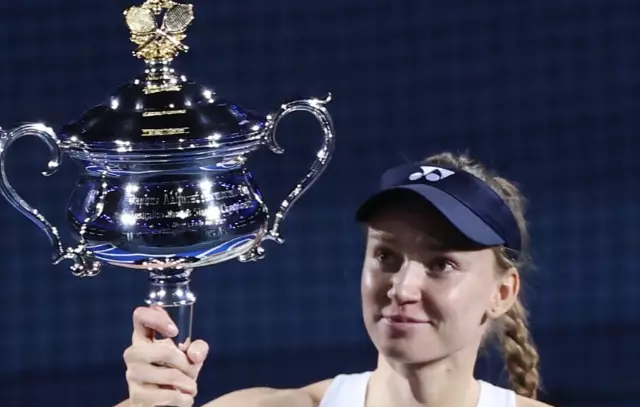 Геннадий Головкин обратился к Рыбакиной после исторического триумфа