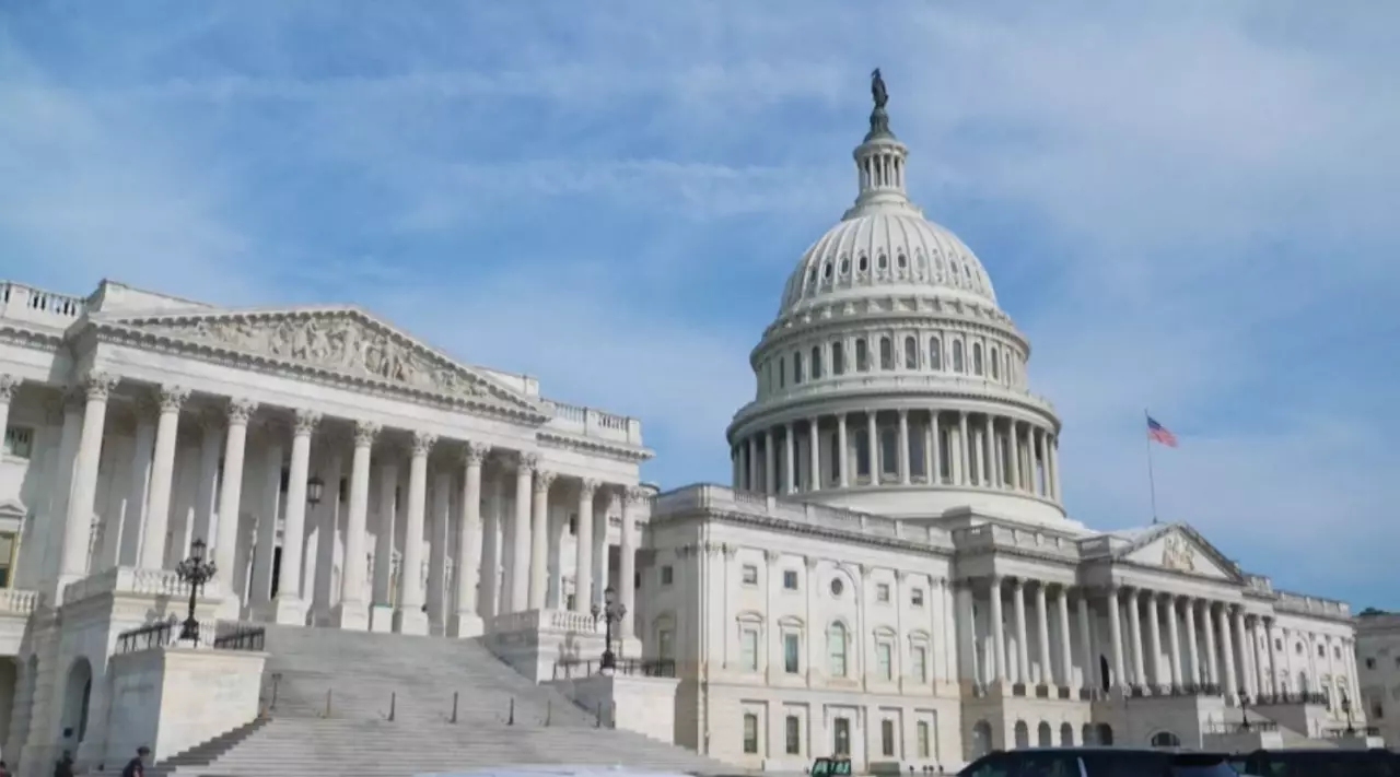 АҚШ жұмыс визасын биыл 2 есе арттырады