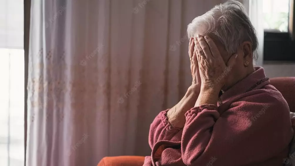 Немересі әжесін сан соқтырып, баспанасыз қалдырған