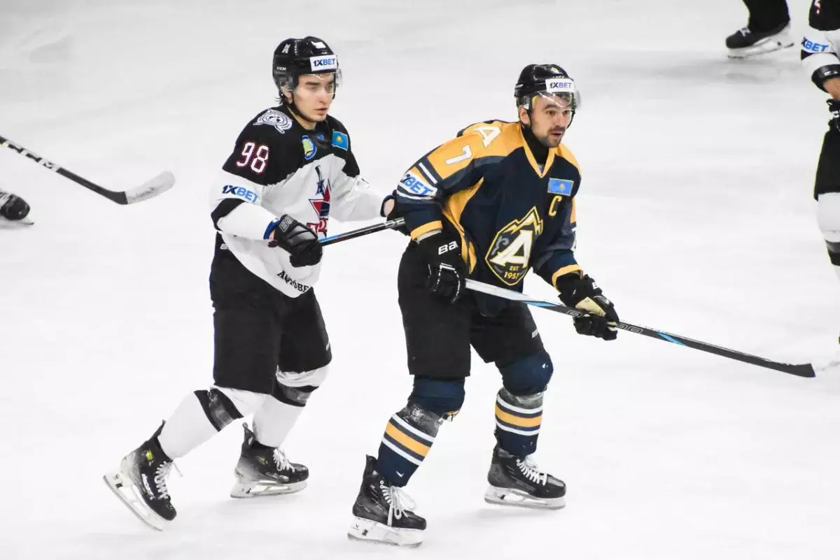 Хоккейный клуб «Алматы» вышел в плей-офф чемпионата Казахстана