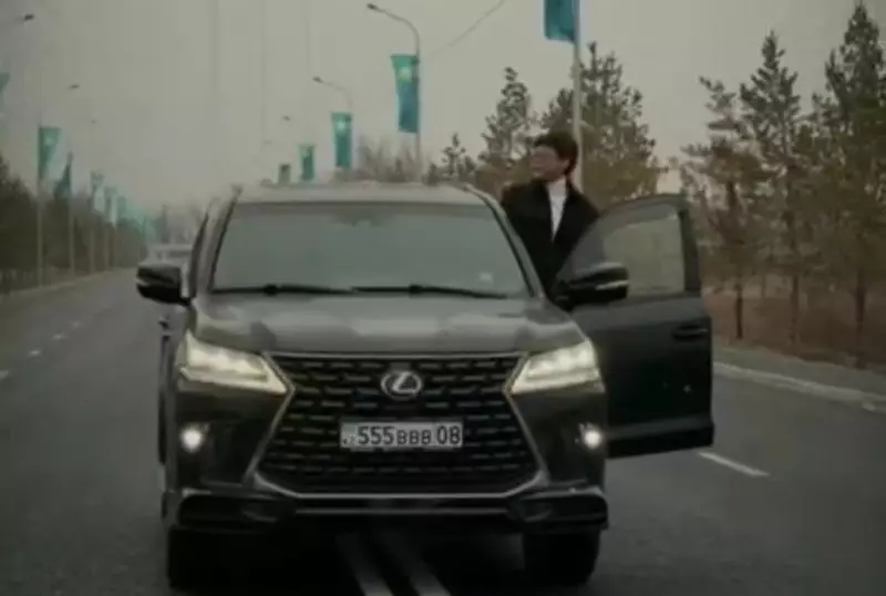 Известного казахстанского певца оштрафовали за ролик в сети