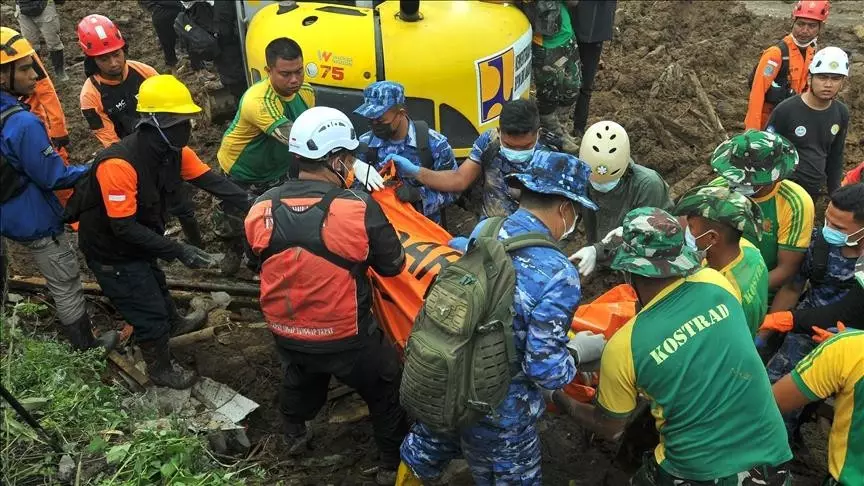 Индонезиядағы көшкіннен қаза тапқандар саны 70 адамға жетті