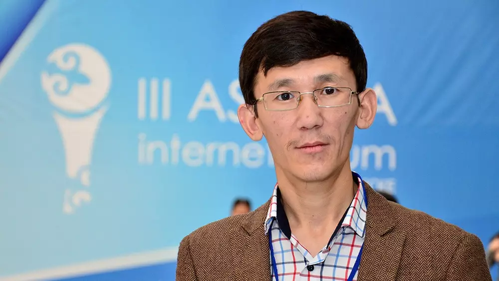 ЖИ - мемлекеттің жаңа стратегиялық басым бағытына айналуы тиіс - Тимур Бектұр