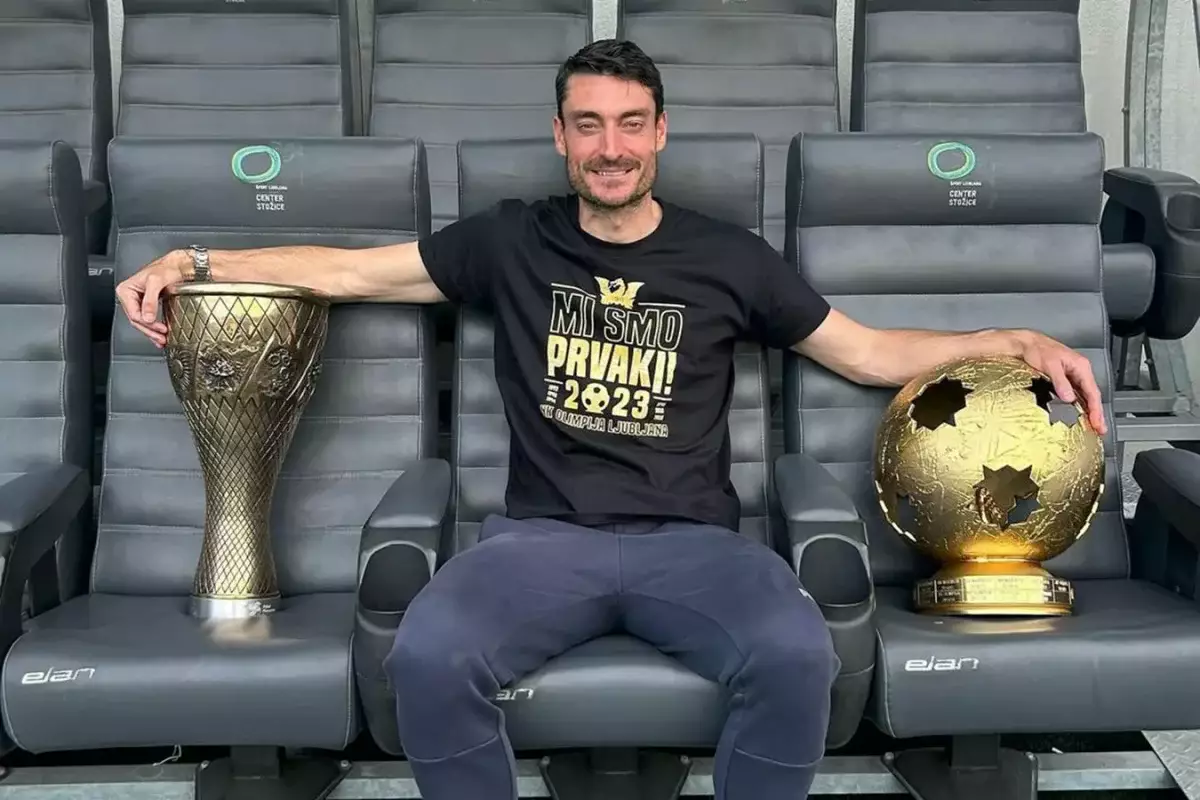 “Ақсуда” бапкер болған Альберт Риера словениялық ұжымдағы соңғы кездесуін өткізді