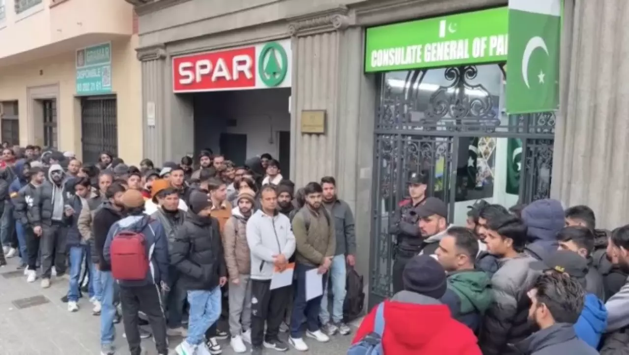 Испания даст мигрантам легальный статус