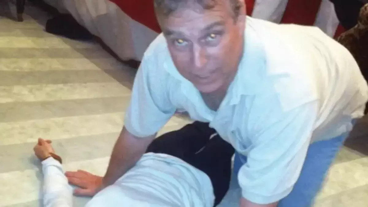 Жертва Эпштейна заявила, что ее отправляли в Лондон для секса с бывшим принцем Эндрю